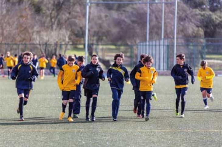 Sesión entrenamiento del Nuevo Boadilla de los chavales del Nuevo Boadilla.