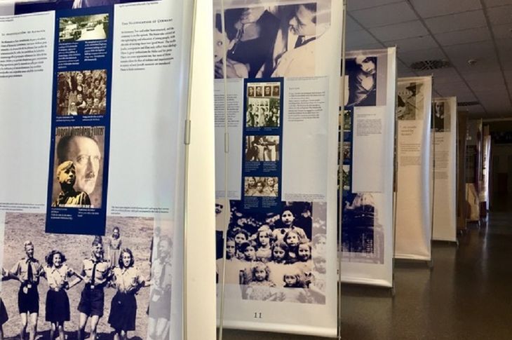 La gira mundial Ana Frank, en el colegio Hélade.