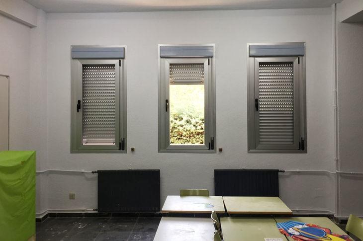 Ventanas nuevas en el colegio José Bergamín