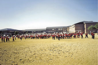 Mirabal International School, 40 años en primera línea