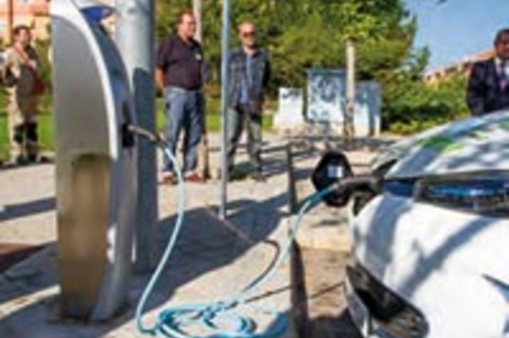 Renault ZOE, el coche eléctrico al servicio del Ayuntamiento de Boadilla del Monte.