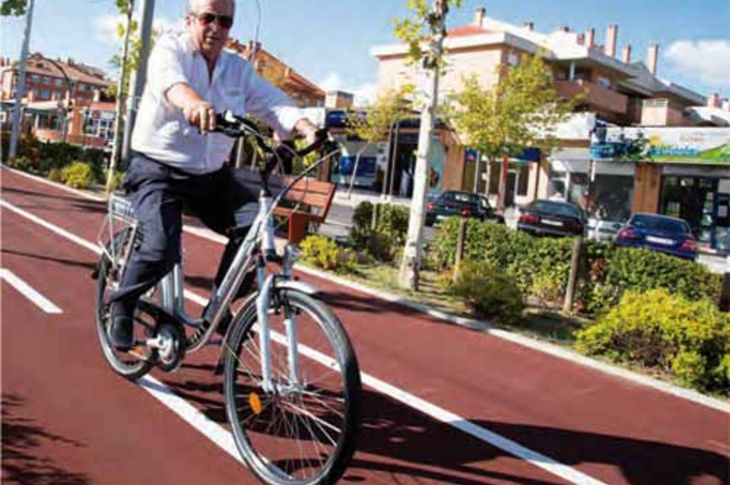 La bicicleta eléctrica ha ido ganando adeptos poco a poco. Sin duda alguna, son sus usuarios los que mejor nos lo pueden contar.