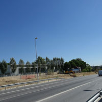 La Comunidad refuerza la seguridad de los viandantes con la construcción de nuevas pasarelas peatonales.