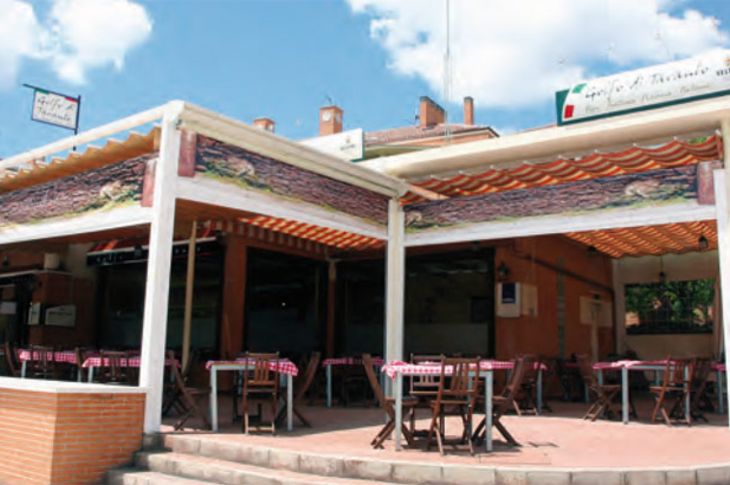 El restaurante italiano Golfo di Taranto, ubicado en Boadilla del Monte, posee la Marchio Ospitalità Italiana, una distinción internacional reservada a los restaurantes italianos en el exterior y que garantiza su calidad.