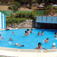 El agua, para combatir los rigores del verano.