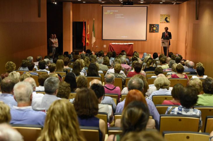 Escuela de Mayores