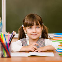 La ayuda para libros y material escolar que el Ayuntamiento de Boadilla concederá esta año a los escolares de las familias empadronadas en el municipio se concederá también, a diferencia del anterior, a los alumnos que cursen sus estudios en centros p