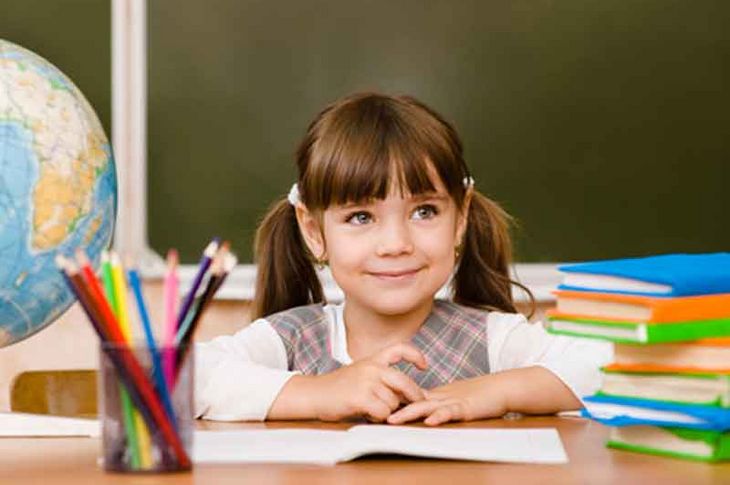 Ya se abonan las becas escolares de Boadilla