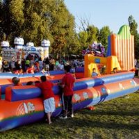 Los niños podrán disfrutar de un gran número de actividades (castillos hinchables, juegos, fiesta de la espuma, encierros infantiles) durante las fiestas.