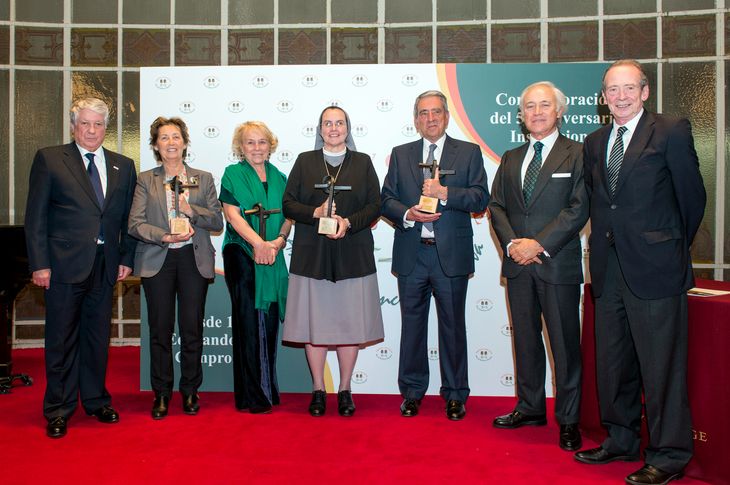 Imagen de los galardonados en la ceremonia de los Premios de Excelencia Trinity College.