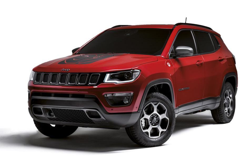 Jeep Renegade 4x4e y Compass 4x4e, híbridos enchufables