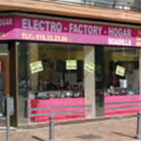 Electrofactory Boadilla está en el Paseo de Madrid esquina con la calle José Antonio, en Boadilla del Monte.